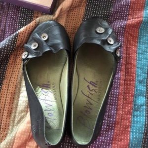 Black flats